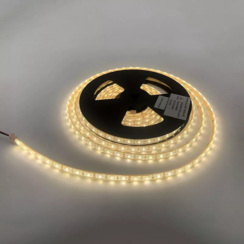 Kako namestiti LED svetlobne trakove