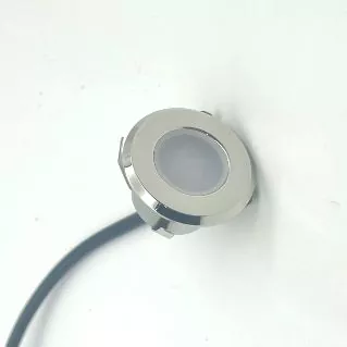 Kaj postavlja te vodoodporne LED luči v kabini morske čolne za vsako plovilo?
